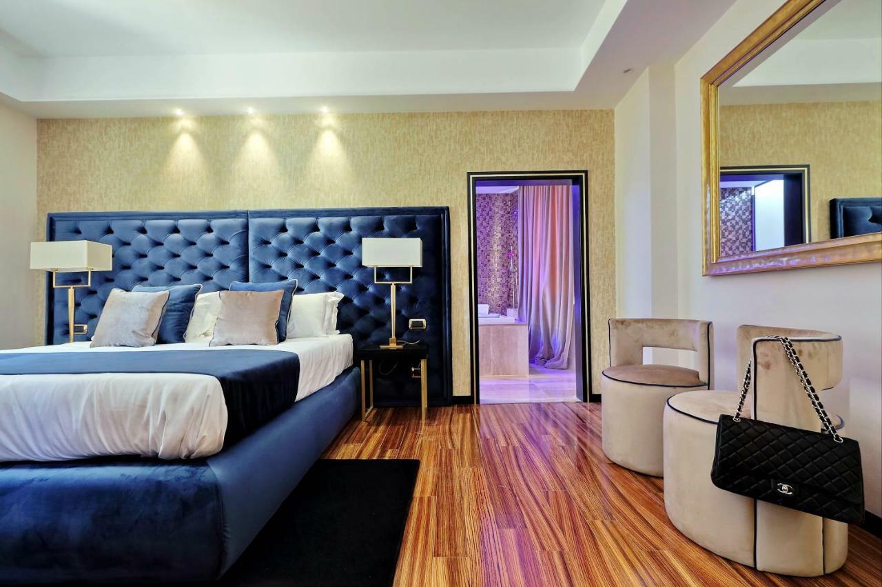 สแปนิช ไดมอนด์ ลักชัวรี สวีท แอนด์ จากุซซี Hotel โรม ห้อง รูปภาพ